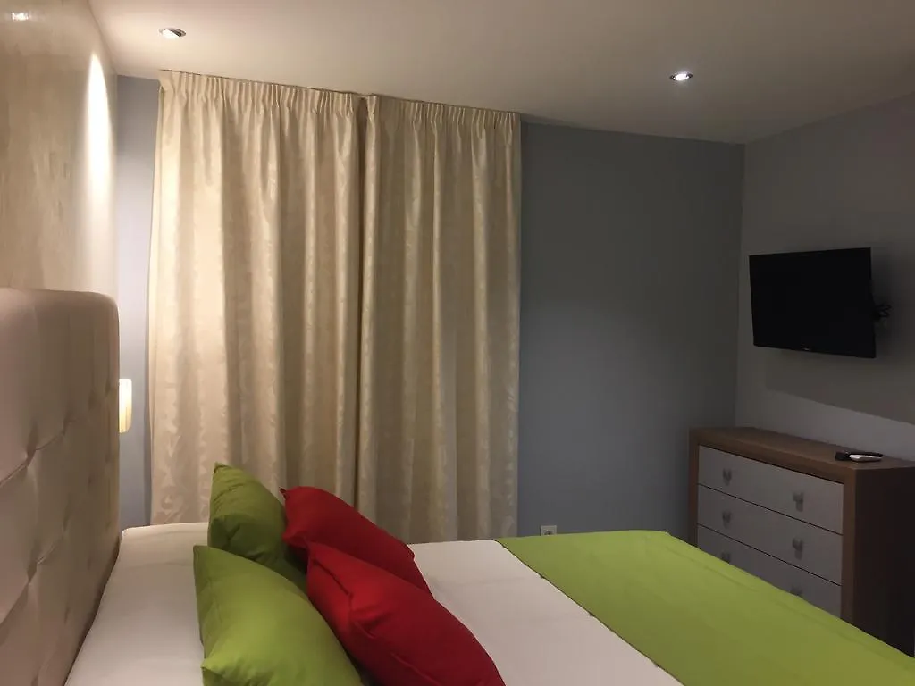 Apartamentos Gold Beach Malaga